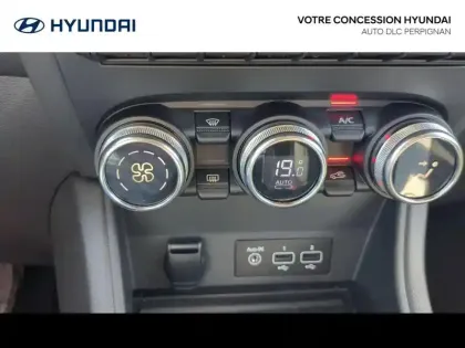 Photo 14 Renault Captur  1.6 E-Tech hybride 145ch Intens -21