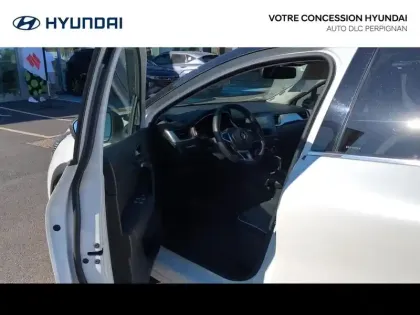 Photo 8 Renault Captur  1.6 E-Tech hybride 145ch Intens -21