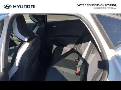 Photo 9 Renault Captur  1.6 E-Tech hybride 145ch Intens -21