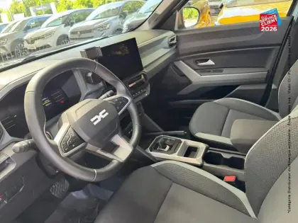 Photo 29 Dacia Duster  1.6 hybrid 140ch Extreme
