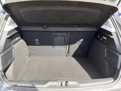 Photo 12 Ford Focus  1.0 Flexifuel mHEV 125 ch Titanium X Business