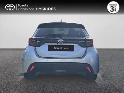 Photo 9 Toyota Yaris  116h Design 5p Pack Confort