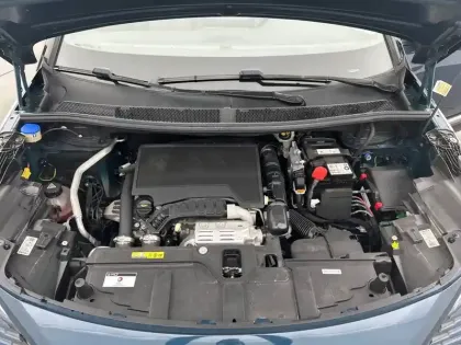 Photo 27 Peugeot 3008  PureTech 130ch S&S EAT8