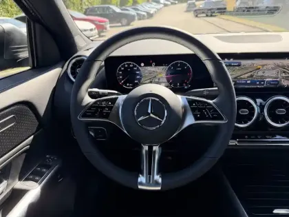 Photo 5 Mercedes GLA  180 d 8G-DCT