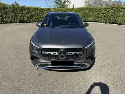 Photo 12 Mercedes GLA  180 d 8G-DCT