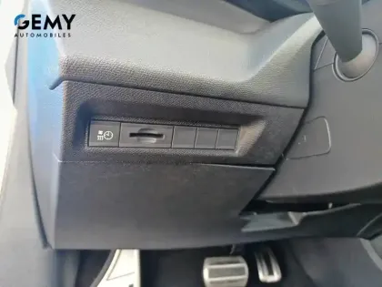 Photo 14 Peugeot 308  Electrique 54 kWh 156ch