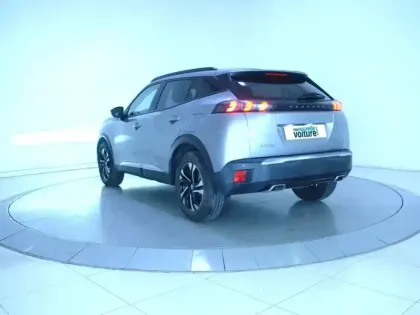 Photo 13 Peugeot 2008  PureTech 130 S&S EAT8