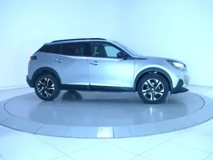 Photo 10 Peugeot 2008  PureTech 130 S&S EAT8