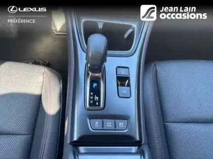 Photo 19 Lexus Lbx  2WD