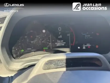 Photo 18 Lexus Lbx  2WD