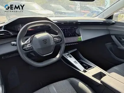 Photo 7 Peugeot 408  Hybrid 136 e-DCS6