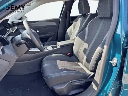 Photo 8 Peugeot 408  Hybrid 136 e-DCS6