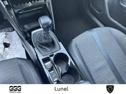Photo 16 Peugeot 2008  BlueHDi 110 S&S BVM6