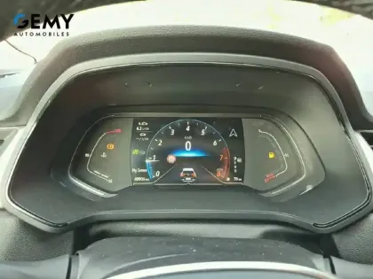 Photo 18 Renault Captur  mild hybrid 160 EDC