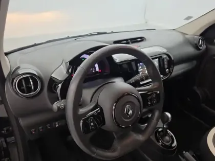 Photo 155 Renault Twingo  III E-Tech