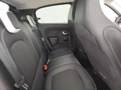 Photo 167 Renault Twingo  III E-Tech
