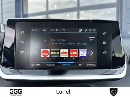 Photo 15 Peugeot 2008  PureTech 100 S&S BVM6