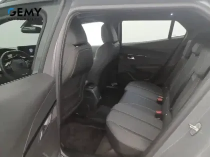 Photo 9 Peugeot 2008  Hybrid 136 e-DCS6