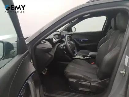 Photo 8 Peugeot 2008  Hybrid 136 e-DCS6