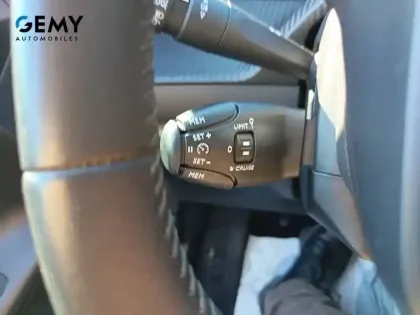 Photo 22 Peugeot 208  Electrique 50 kWh 136ch