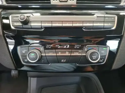 Photo 26 BMW X1  sDrive 16d 116 ch