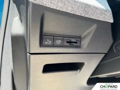 Photo 18 Peugeot 3008  Electrique 210 ch 73 kWh