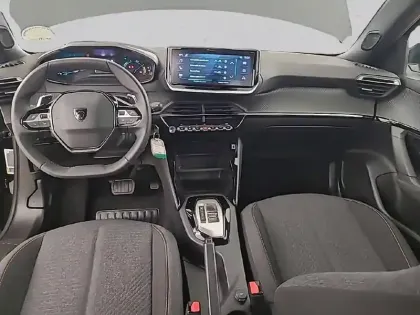 Photo 34 Peugeot 2008  Hybrid 145 e-DCS6