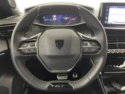Photo 22 Peugeot 2008  Electrique 54 kWh 156 ch
