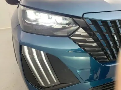 Photo 30 Peugeot 2008  Electrique 54 kWh 156 ch