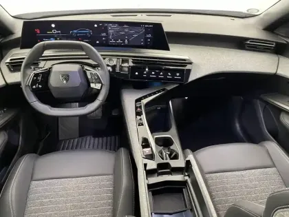 Photo 29 Peugeot 3008  Electrique 210 ch 73 kWh