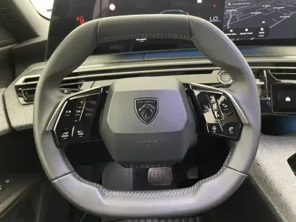 Photo 22 Peugeot 3008  Electrique 210 ch 73 kWh