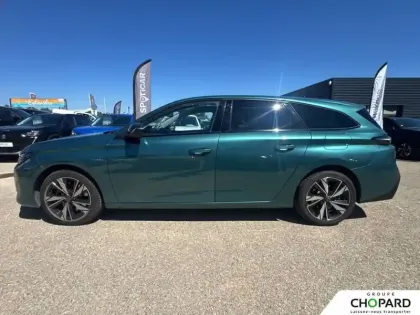 Photo 30 Peugeot 308  SW PHEV 180 e-EAT8