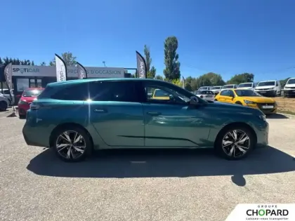 Photo 29 Peugeot 308  SW PHEV 180 e-EAT8