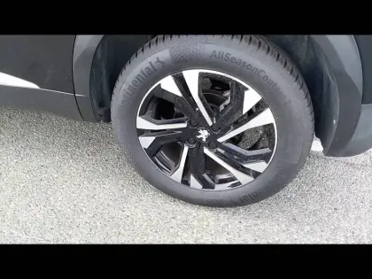 Photo 14 Peugeot 2008  PureTech 130 S&S BVM6