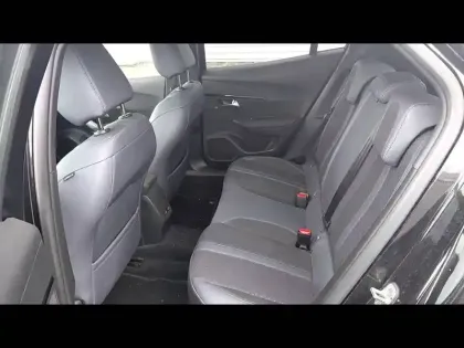 Photo 11 Peugeot 2008  PureTech 130 S&S BVM6