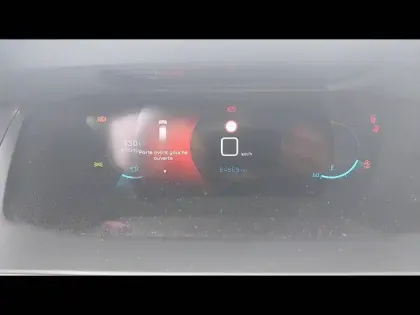 Photo 7 Peugeot 2008  PureTech 130 S&S BVM6