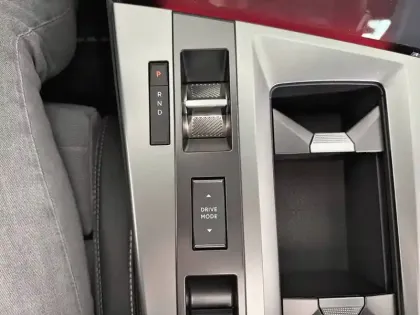Photo 13 Opel Grandland  Electrique 213 ch & Batterie 73 kWh
