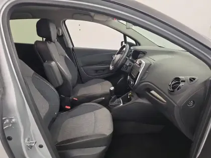 Photo 30 Renault Captur  TCe 90