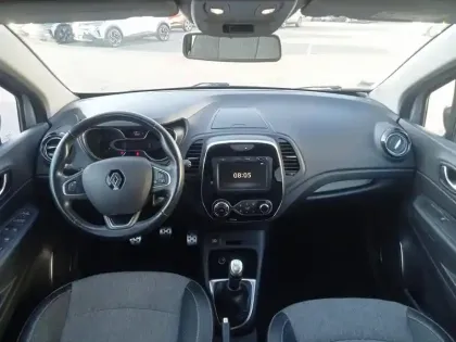 Photo 9 Renault Captur  TCe 90