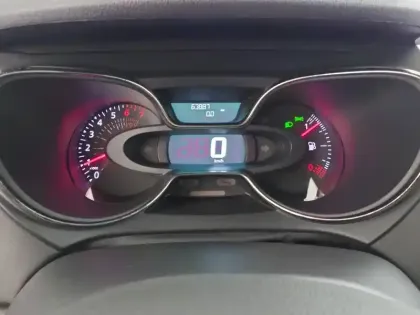 Photo 34 Renault Captur  TCe 90