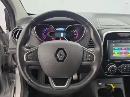 Photo 33 Renault Captur  TCe 90