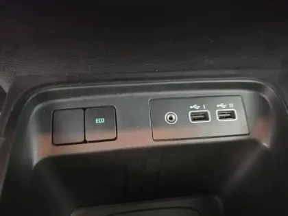 Photo 53 Renault Twingo  III E-Tech