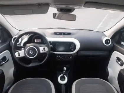 Photo 9 Renault Twingo  III E-Tech