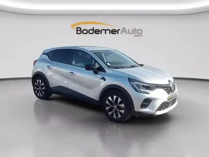 Photo 6 Renault Captur  E-Tech full hybrid 145