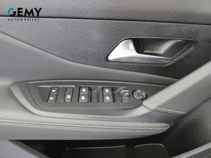 Photo 15 Peugeot 308  SW PHEV 225 e-EAT8