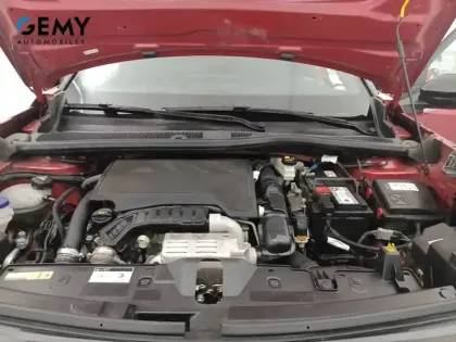 Photo 14 Peugeot 2008  PureTech 130 S&S EAT8
