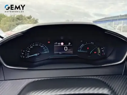 Photo 13 Peugeot 208  Hybrid 110 ch e-DCS6