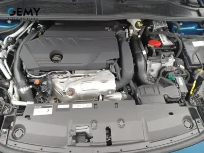 Photo 11 Peugeot 408  PHEV 225 e-EAT8
