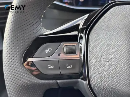 Photo 15 Peugeot 208  Hybrid 145 ch e-DCS6