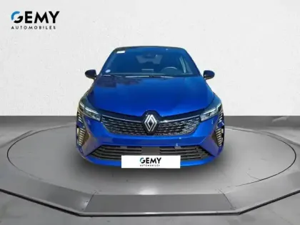 Photo 27 Renault Clio  E-Tech full hybrid 145